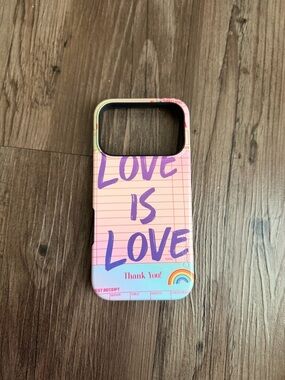 NWOT Casely Love Is Love iPhone 17 Pro Case